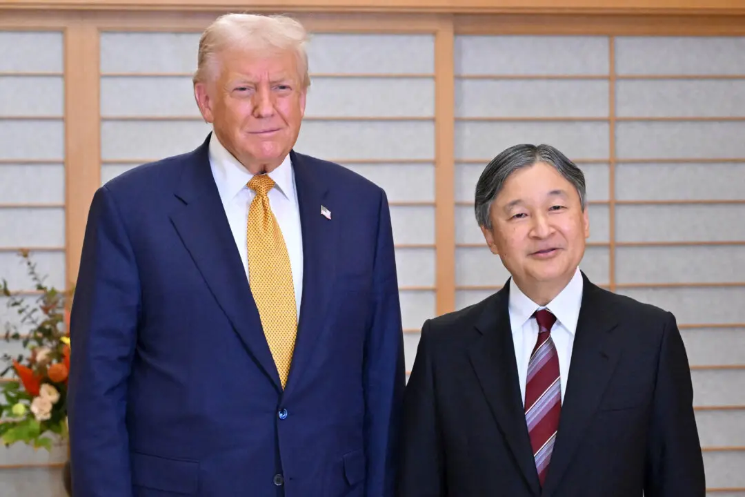 Japanese Monarch Hosts Trump at Imperial Palace