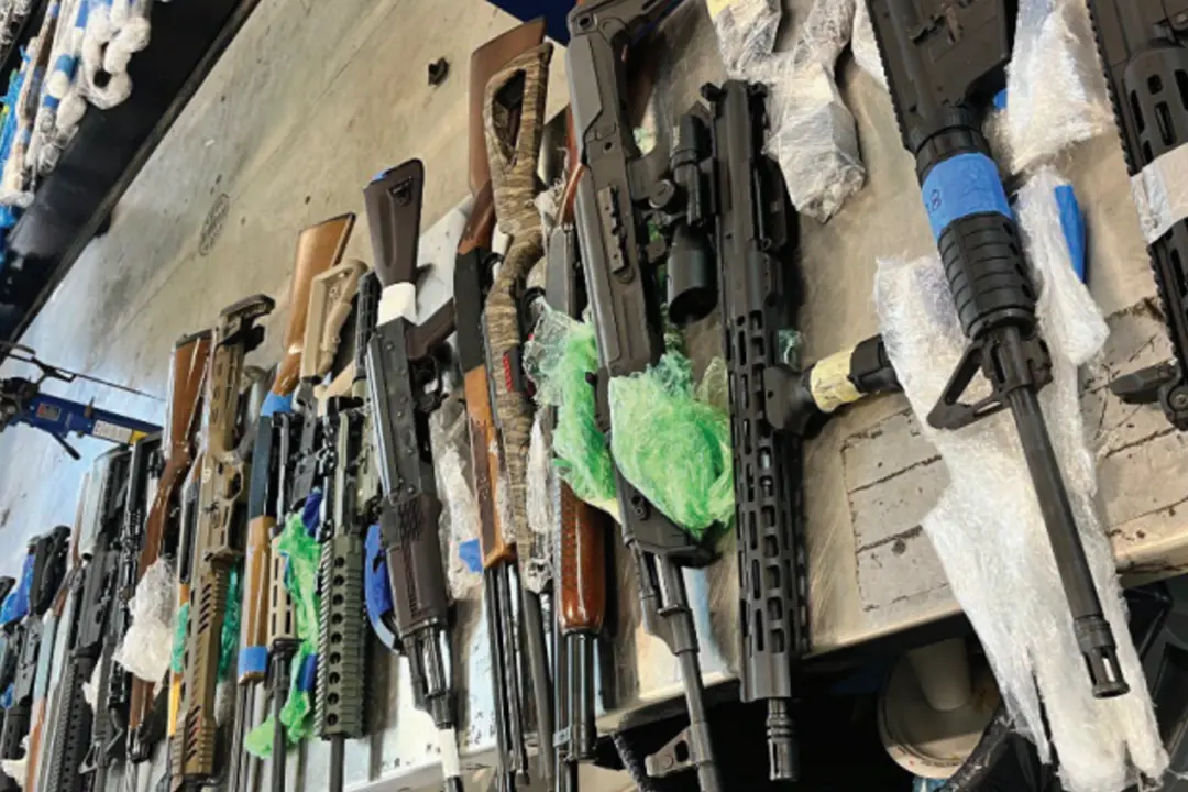 Father and Son Arrested in Attempt to Smuggle Hundreds of Guns to Mexico, Feds Say