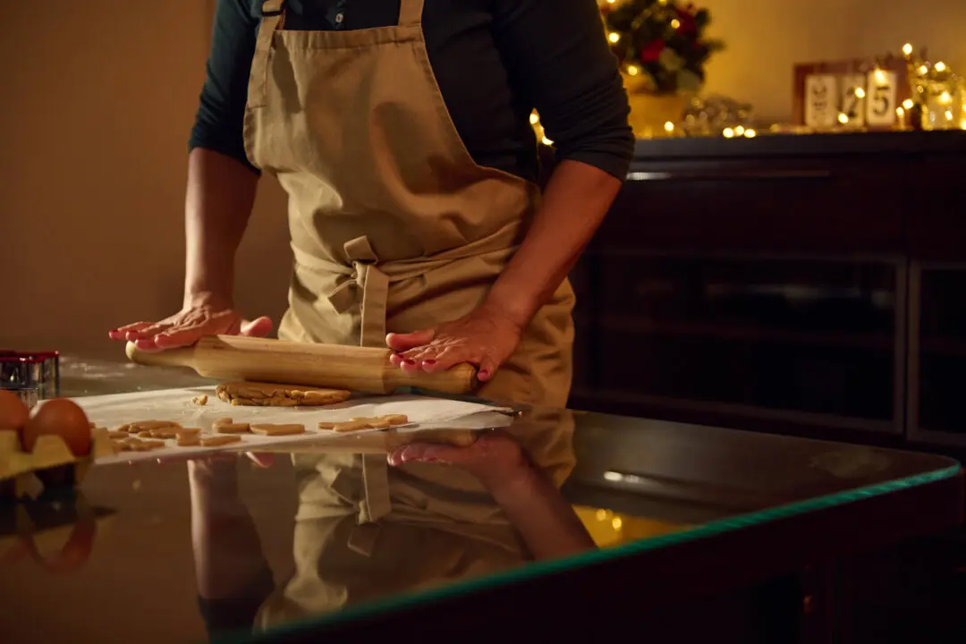 Ask Angi: How Can I Prepare My Home for Holiday Gatherings?