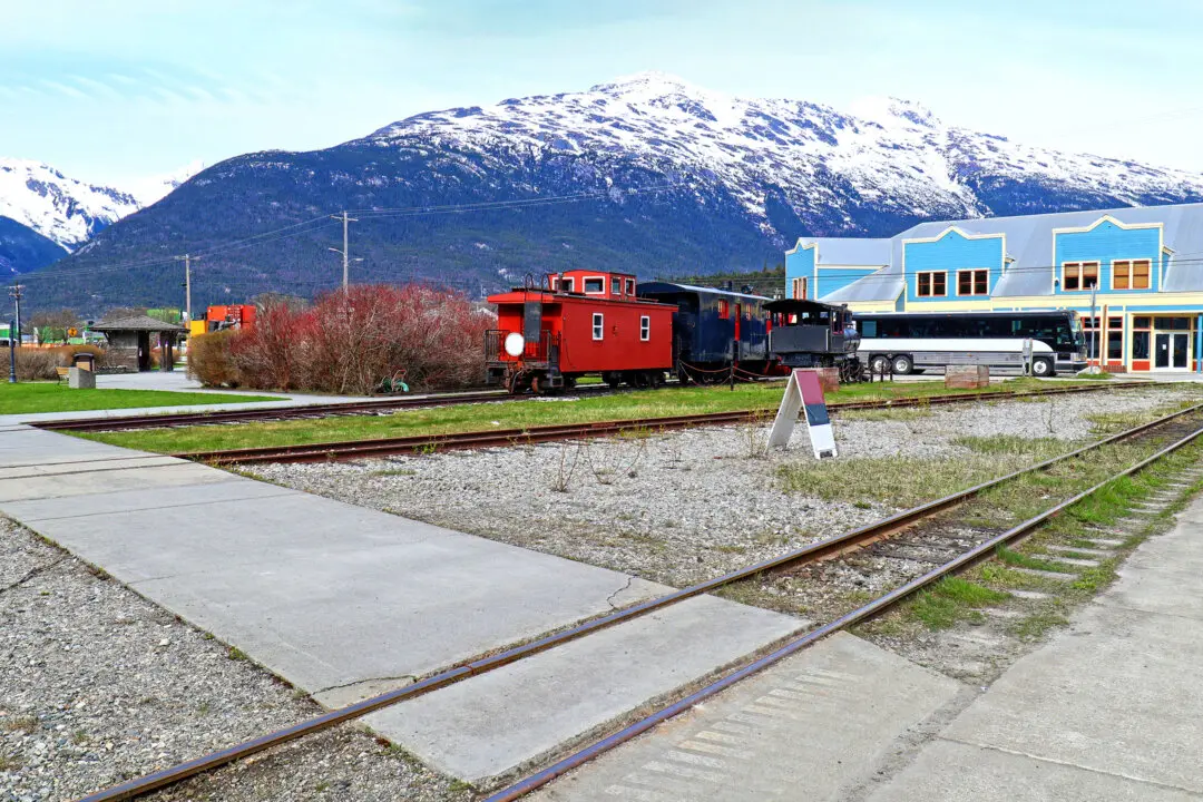 Charming Picturesque Train Stops in the US