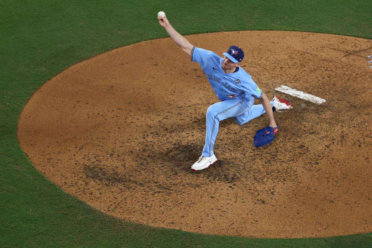 Chris Bassitt of the Toronto Blue Jays throws a pitch in the eighth inning against the Los Angeles Dodgers in Game 4 of the 2025 World Series at Dodger Stadium in Los Angeles on Oct. 28, 2025. (Luke Hales/Getty Images)