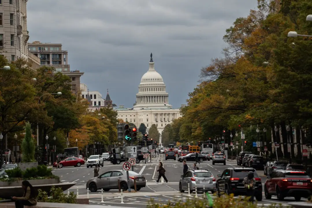 Government Remains Closed After 13th Vote to Reopen Fails