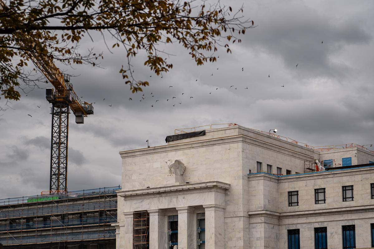 Panics, Politics, and Power—America’s 3 Experiments With Central Banks