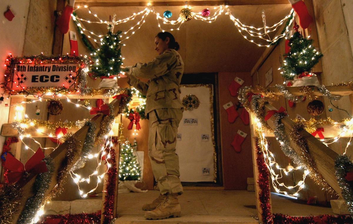 ‘Soldier’s Gift’: Thanking Servicemen With Christmas Cheer