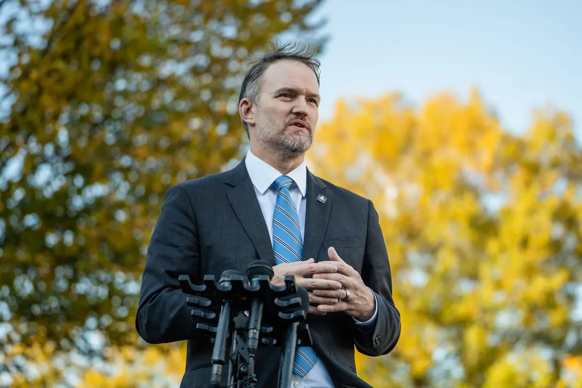 Trade Chief Jamieson Greer Indicates Progress on US–India Trade Deal thumbnail