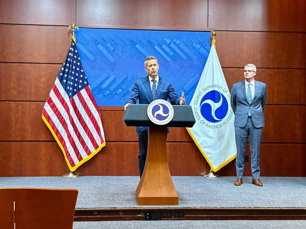 DOT to Freeze Funds to States That Allow Illegal Immigrant Truck Drivers: Duffy thumbnail