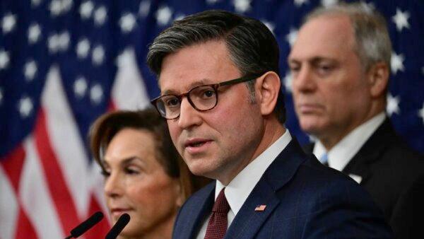 Food Stamps Set to Lapse as Shutdown Hits One Month; FBI Director: ‘Potential Terrorist Attack’ Over Halloween Weekend Thwarted