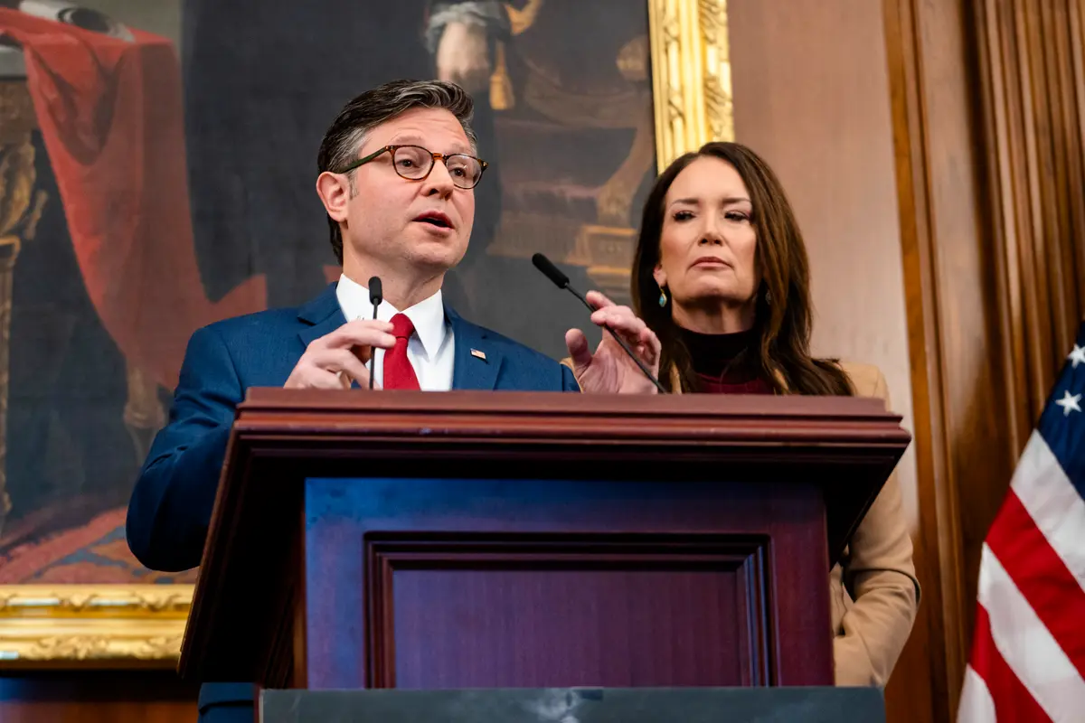 Speaker Johnson, Leader Thune Skeptical of Trump’s Proposal to Overturn Filibuster thumbnail