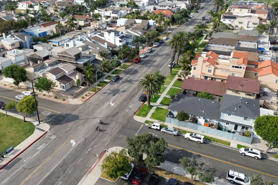 US Home Turnover Hits Lowest Rate in Decades, Redfin Reports