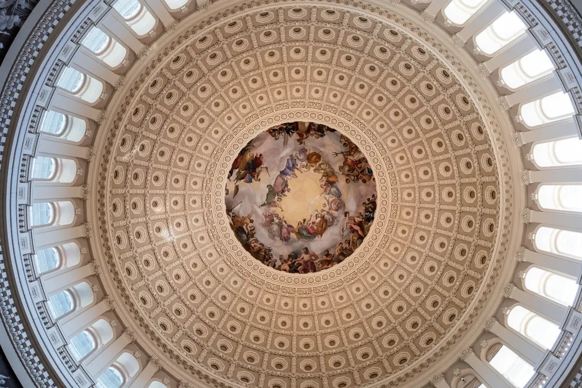 Day in Photos: US Government Shutdown Continues, APEC in South Korea, and Pelicans in India thumbnail