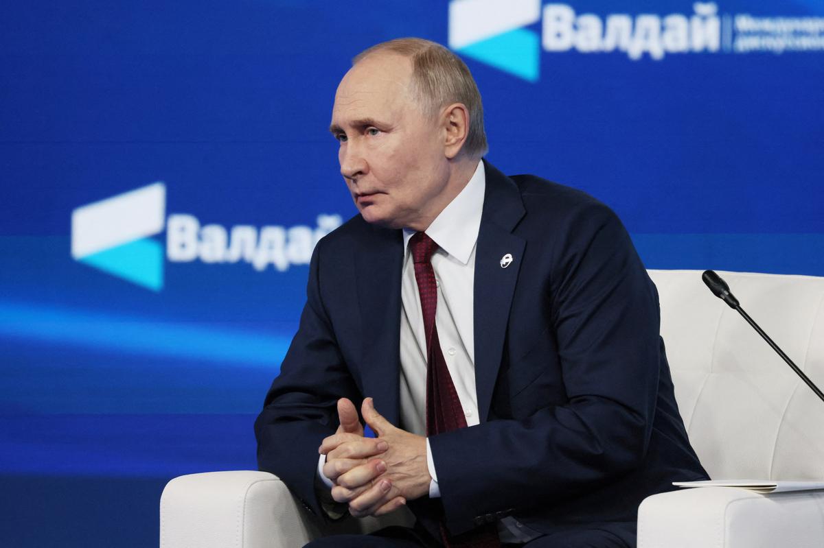 Putin Says US Relations Would Be Destroyed With Tomahawk Supply to Ukraine