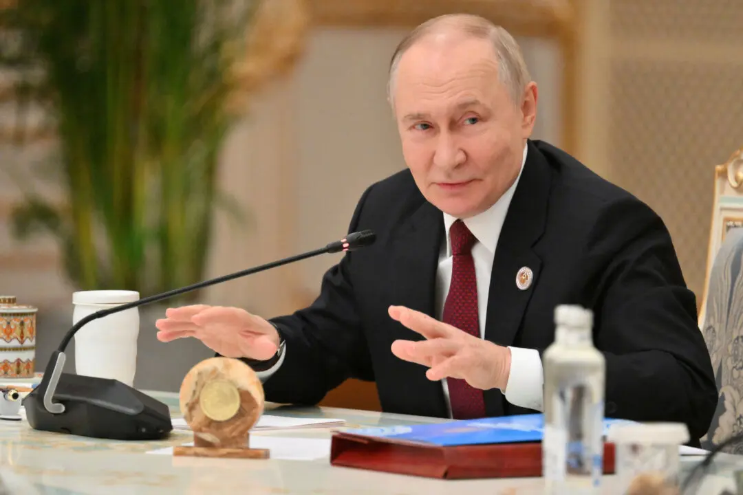 Putin Hosts Syrian Interim President in Moscow in First Face-to-Face Since Assad’s Fall