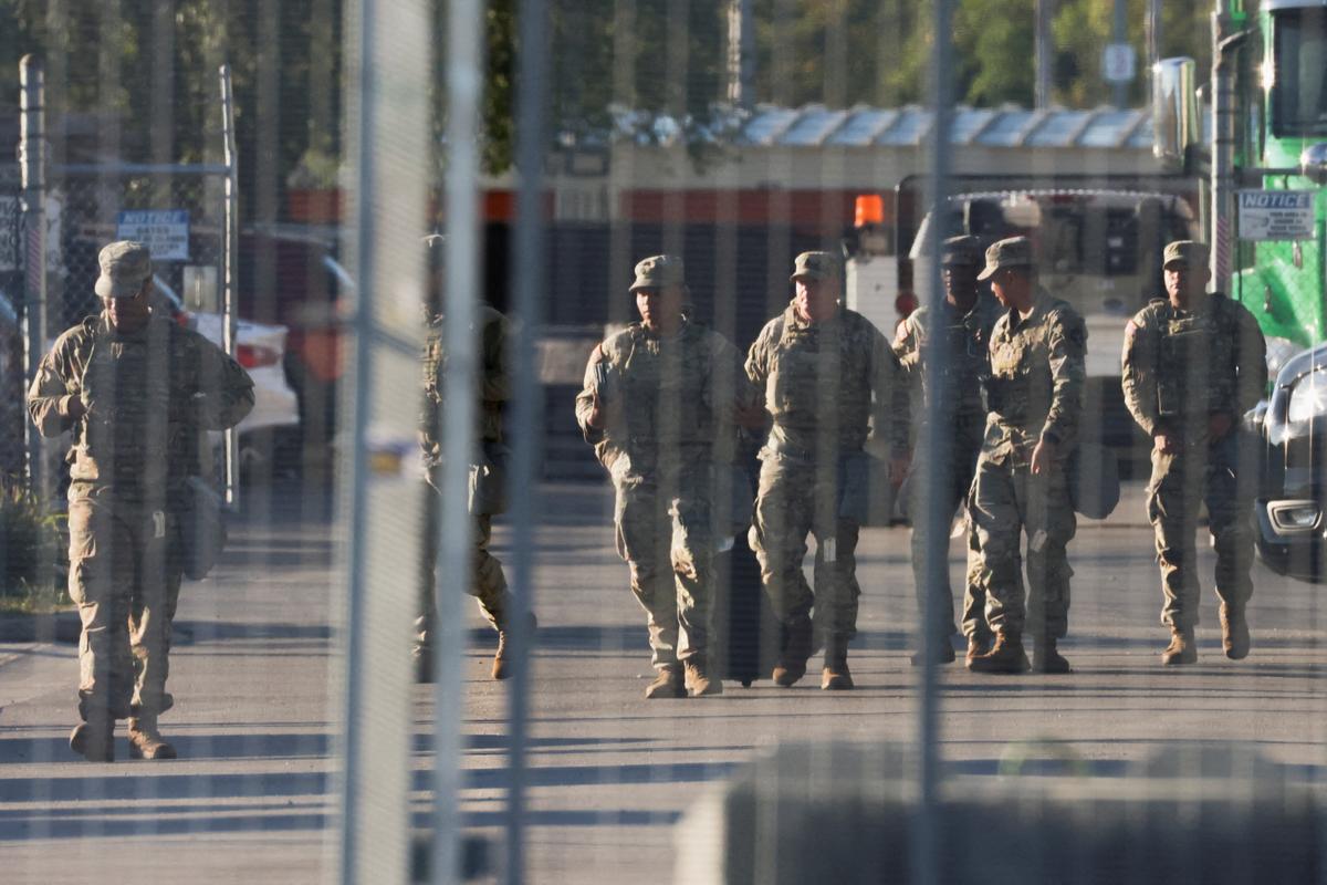 Texas National Guard Troops Ordered to Return Home This Week, Governor Says thumbnail