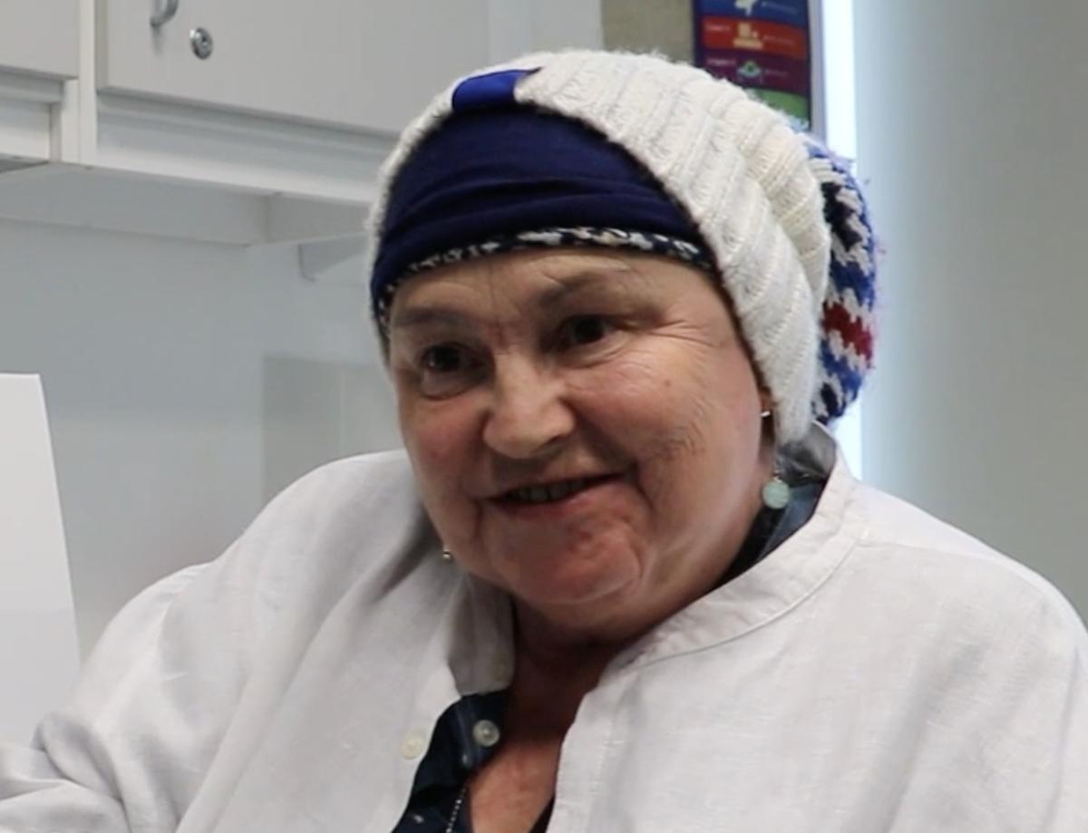 ‘Avid Bookworm’ Who Lost Vision ‘Optimistic’ After Implant Helps Her Read Again