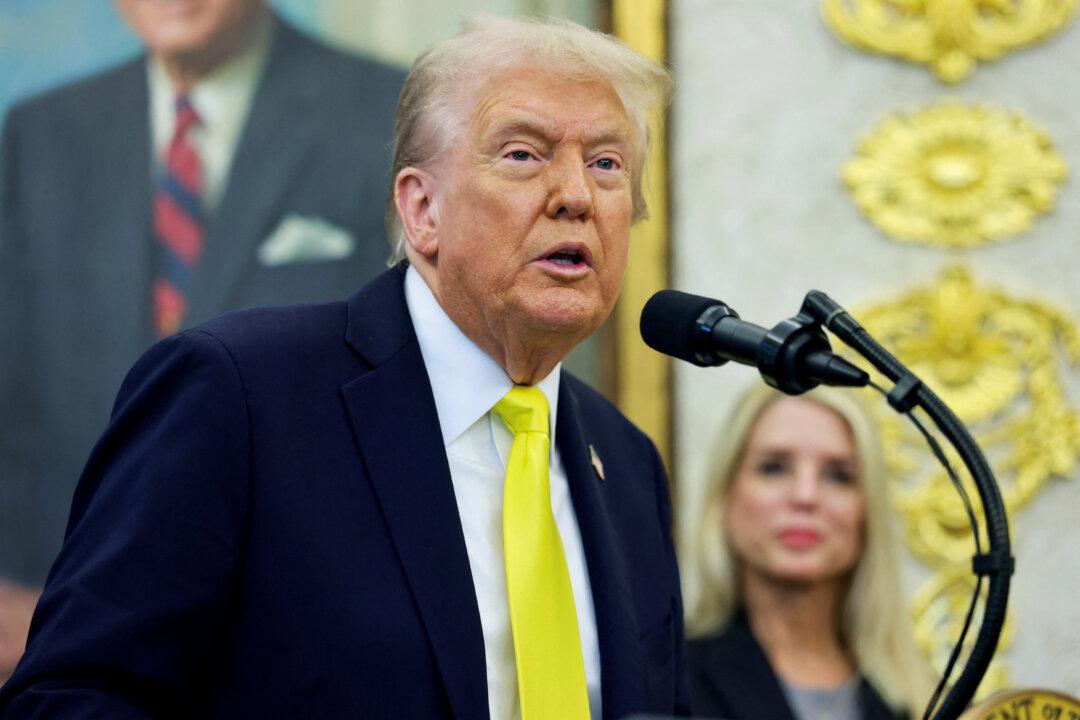 Trump Rolls Back Emissions Rules on Copper Smelters