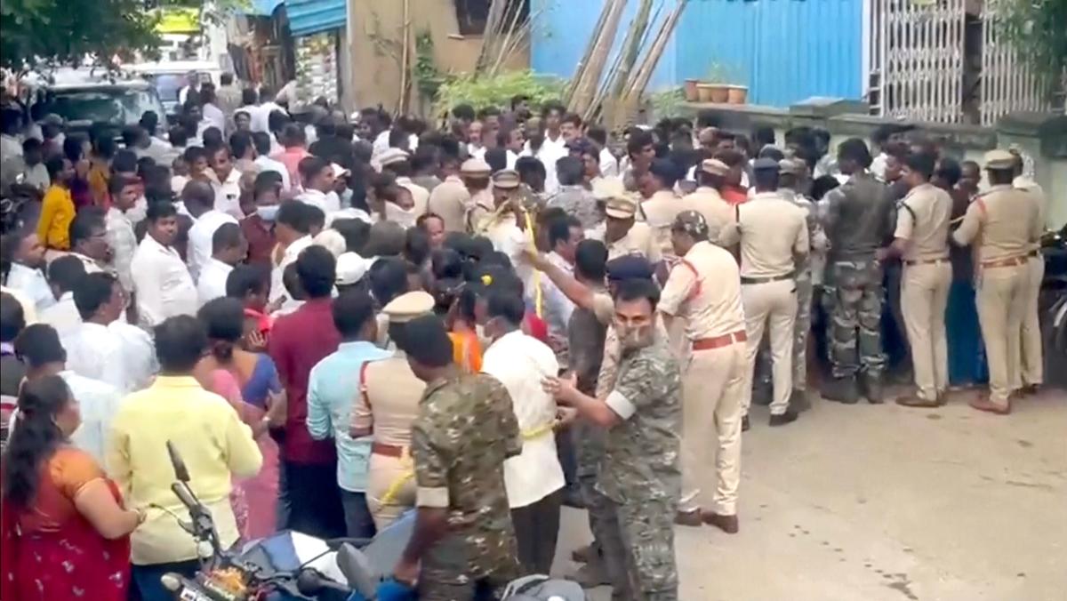 9 Dead, Dozens Injured in Crowd Surge at Hindu Temple in Southern India