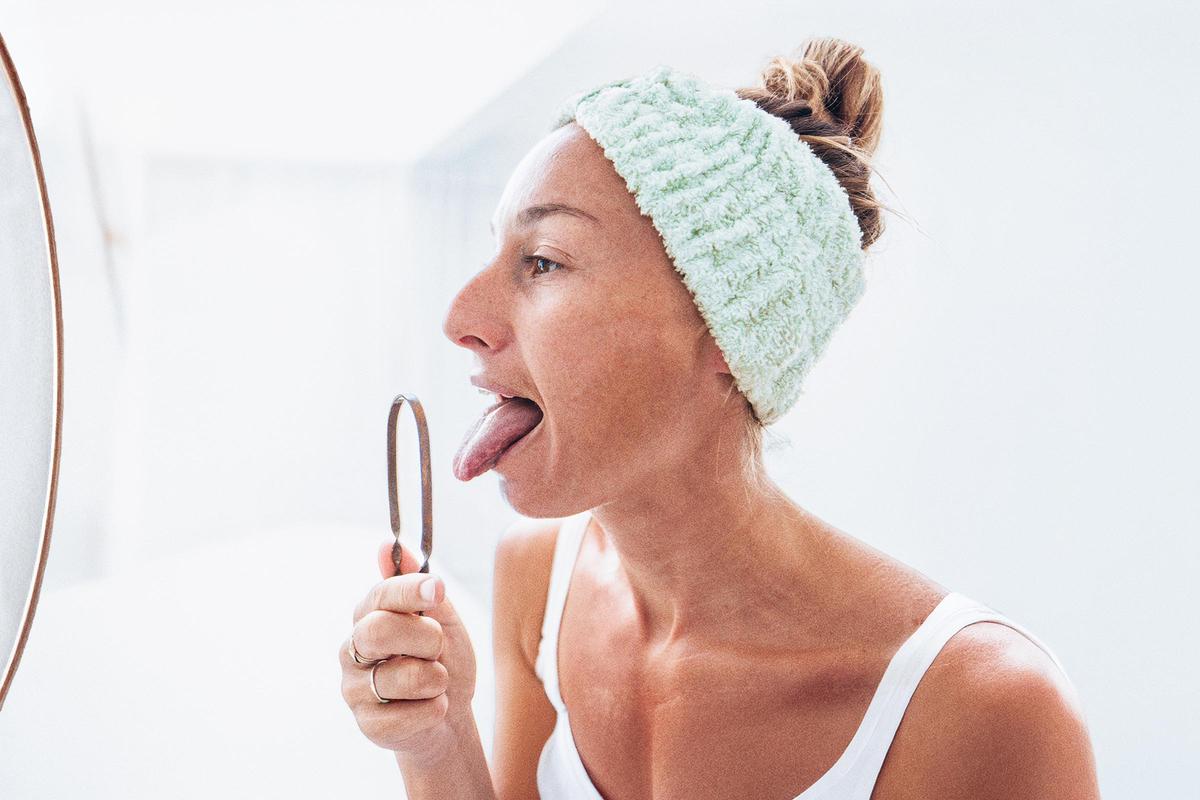 Your Tongue Can Reveal Hidden Health Issues thumbnail