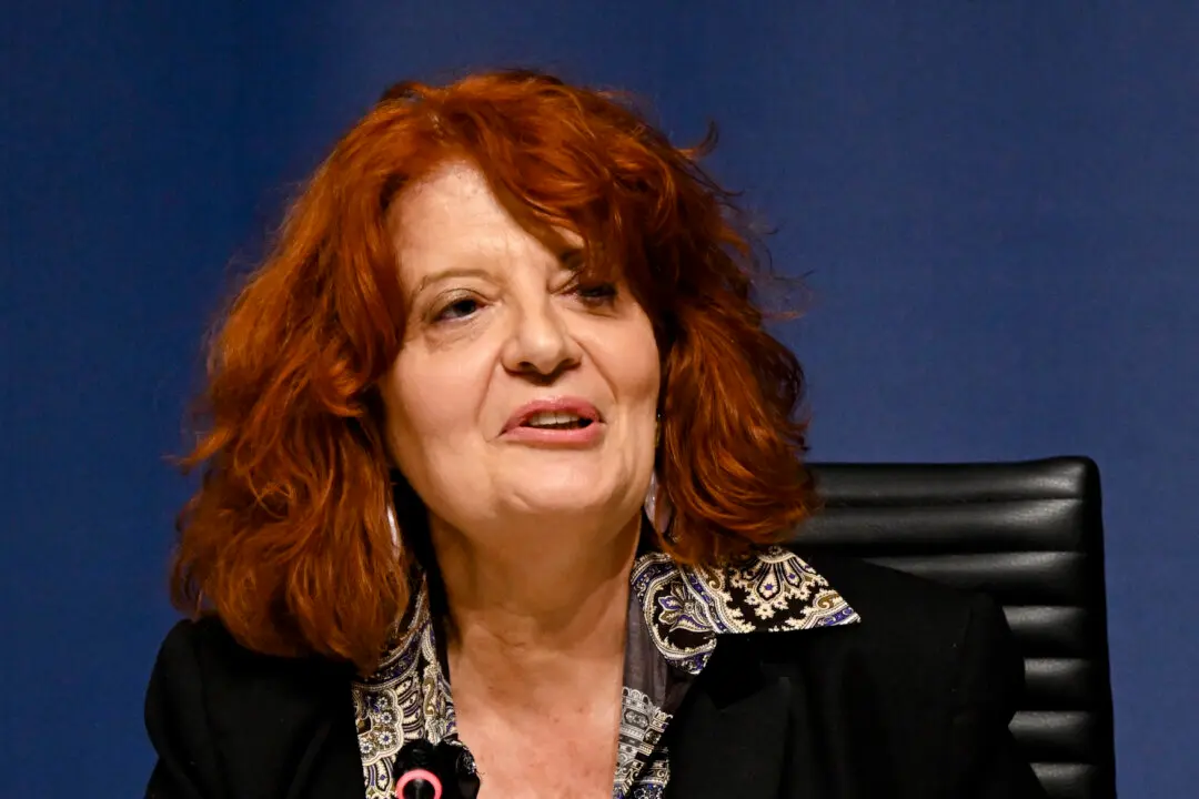 Louvre Heist Gang Were Petty Criminals, Paris Prosecutor Says