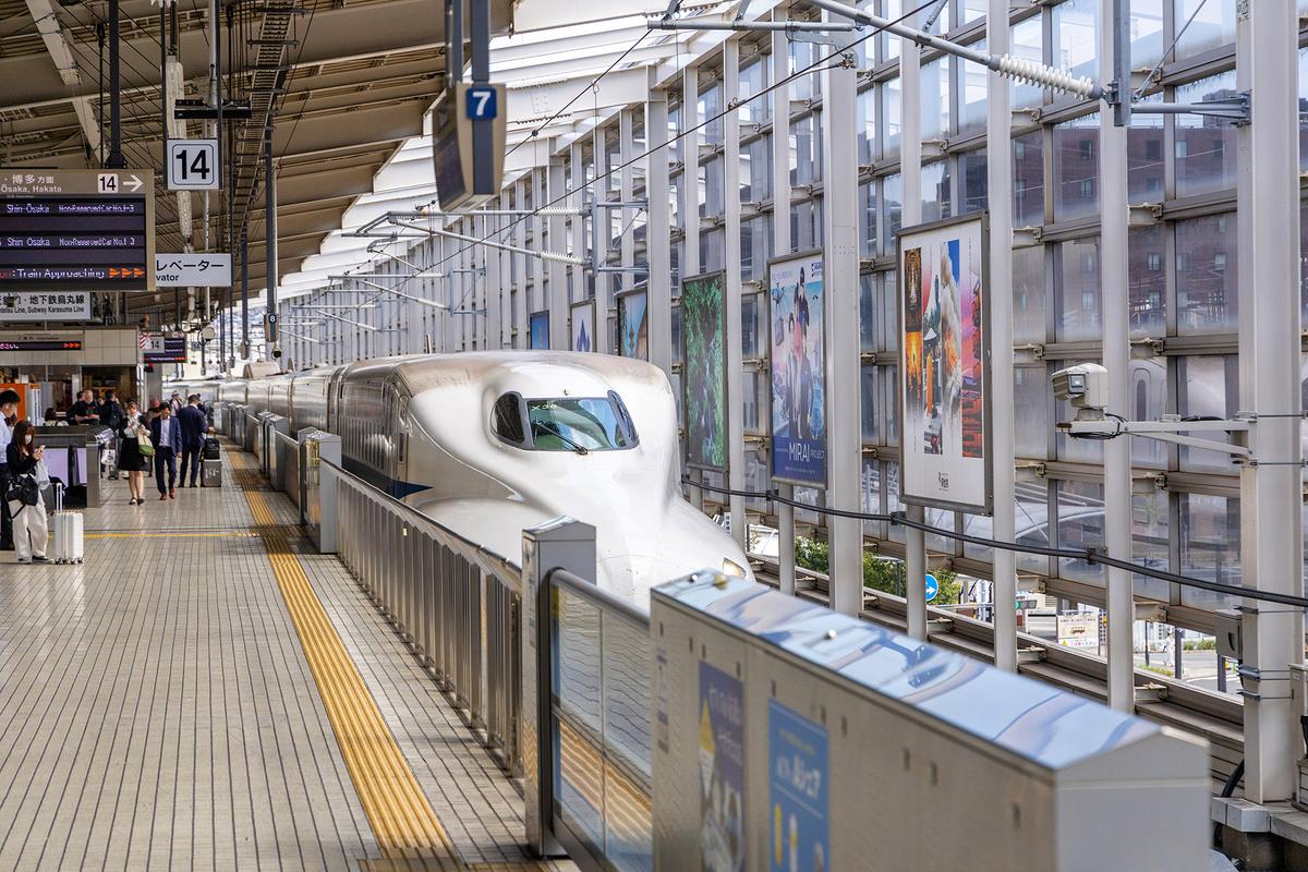京都站是日本新幹線鐵路系統的重要樞紐站,將京都與東京、大阪等主要城市相連。(D. Lentz/Getty Images)