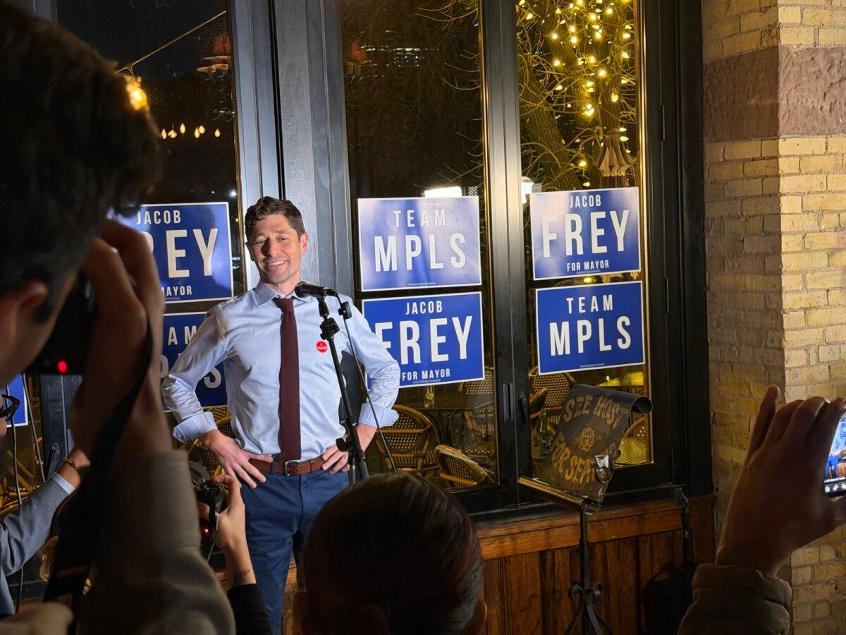 Minneapolis Mayor Jacob Frey greets supporters at a watch party in Minneapolis, Minn., on Nov. 2025. (Janice Hisle/The Epoch Times)