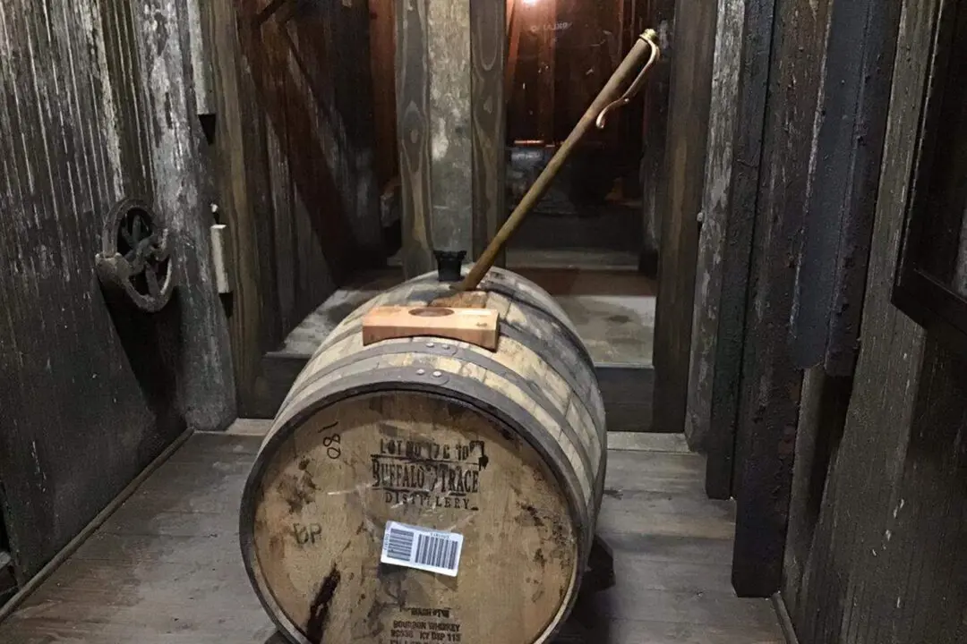 New Buffalo Trace Tour Lets You Sample Kentucky Bourbon Straight From Barrels