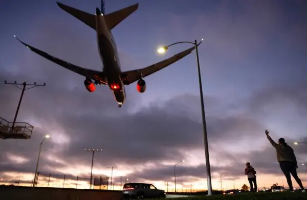 America in Photos: FAA Reduces Flights, General Elections, and Beaver Moon