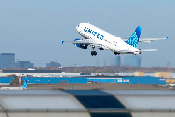 LIVE NOW: National Air Traffic Controllers Association President’s Press Conference on No Paycheck for Controllers