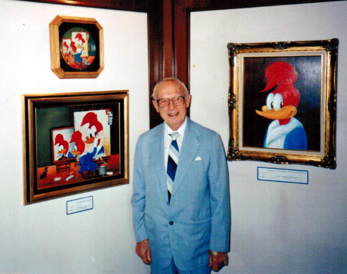 Lantz, in 1990, with paintings of Woody Woodpecker. (D Ramey/<a href="https://creativecommons.org/licenses/by-sa/4.0">CC BY-SA 4.0</a>)