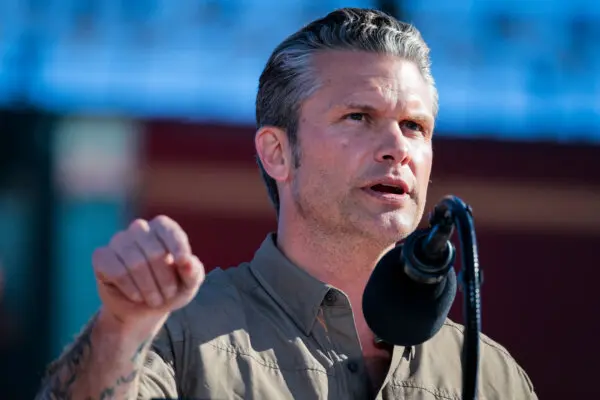 Hegseth Visits US Central Command in Florida, Meets With Troops