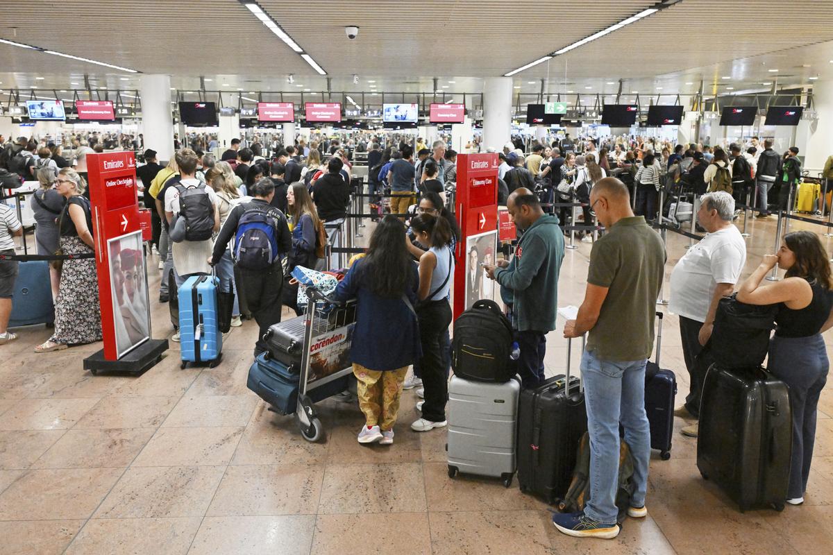 Canadian Travellers to Europe Face New Border Measures as Security Ramps Up