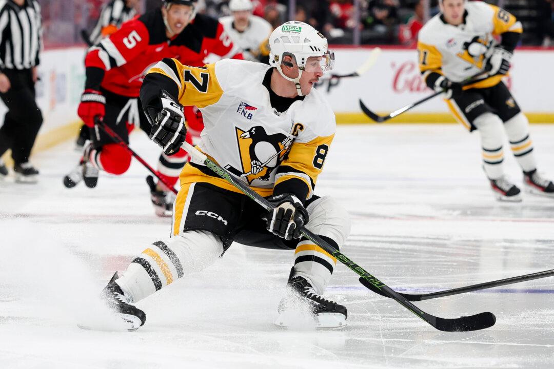 Penguins’ Crosby Still NHL Scoring Threat After 2 Decades of Skating