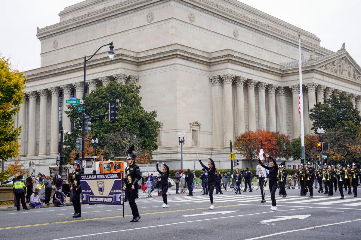 The National Veterans Parade in Washington on Nov. 9, 2025. (Emel Akan/The Epoch Times)