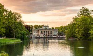 Warsaw: A Resilient Spirit Carved by a Harsh History