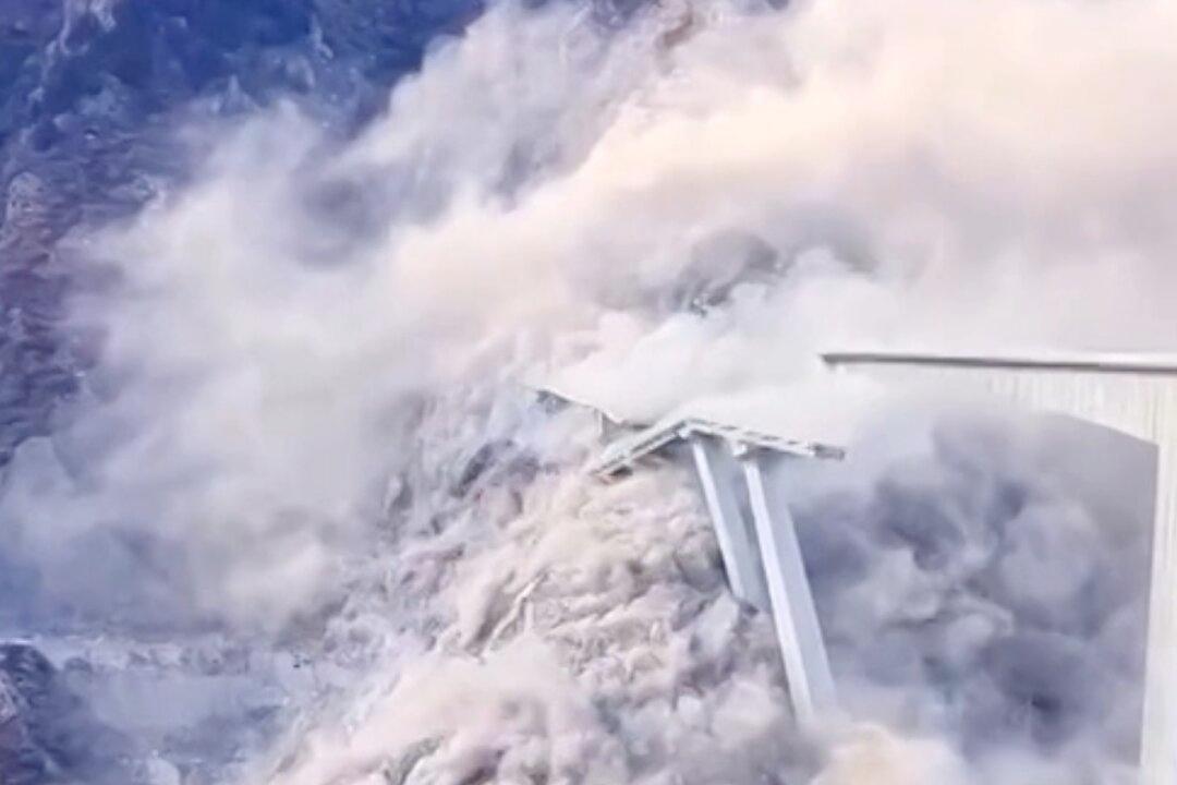 How Quickly Air Travel, SNAP Could Return to Normal; New Bridge Partially Collapses in Southwest China