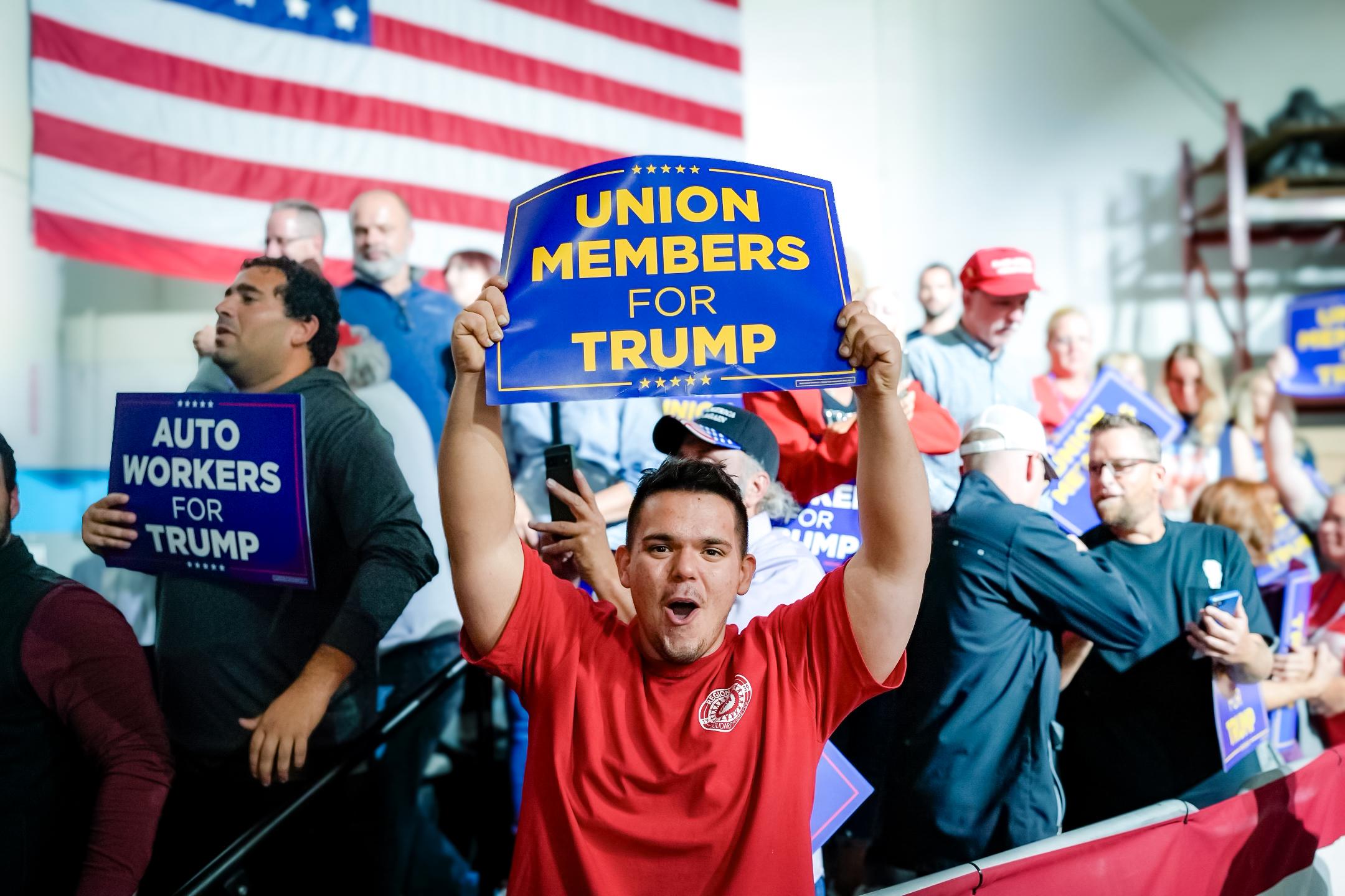 How Trump Broke GOP Orthodoxy and Built a New Working-Class Party | USNN World News image-5943750