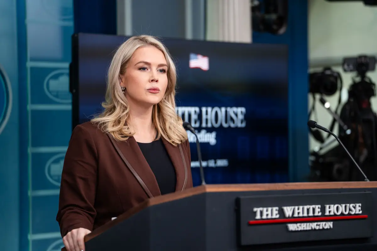 White House Confirms US Forces Conducted Follow-Up Strike on Drug Boat thumbnail