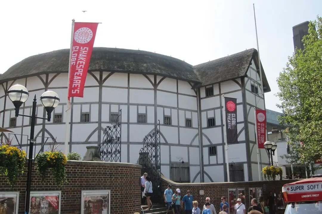 Shakespeare’s Globe: English Language’s Greatest Theater