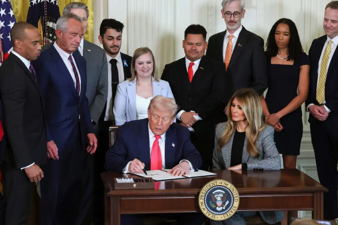 Trump Signs Executive Order to Expand Resources for Foster Care