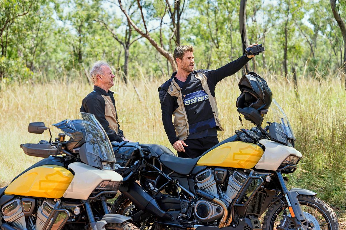 Chris Hemsworth Joins Father on Road Trip for Alzheimer’s Documentary