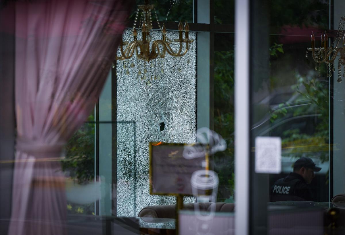 BC Lawyers Receiving Extortion Threats, Legal Regulator Warns