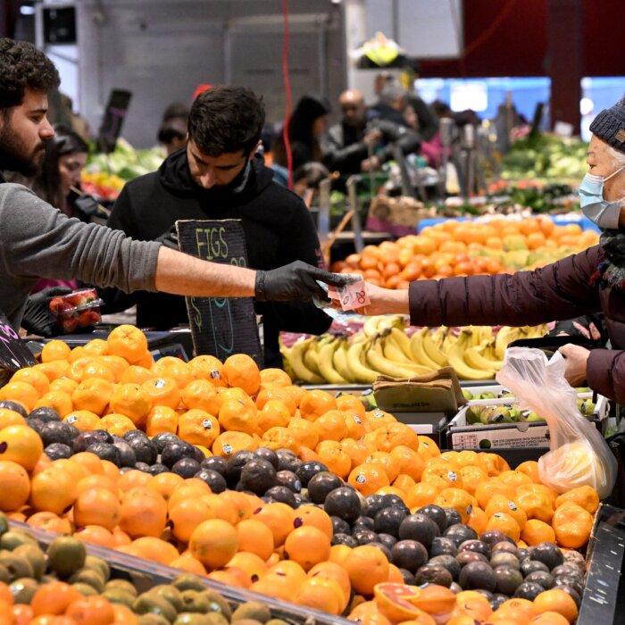 Cash Still Integral Due to Vulnerabilities With Cashless Systems: Senator