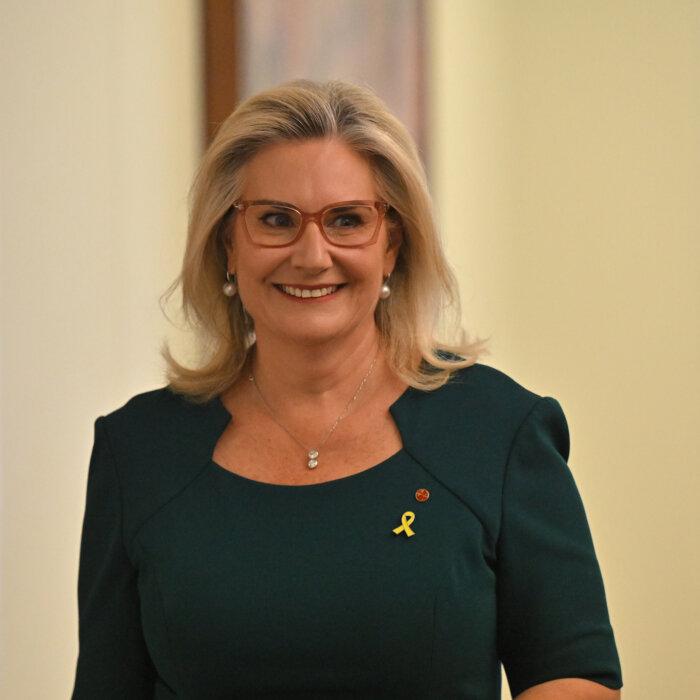 Former NSW Senator Leaves Liberal Party