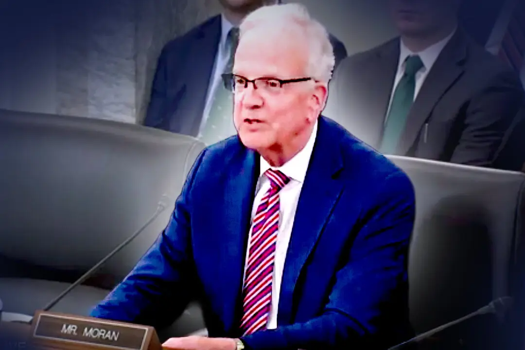 Senate Commerce Committee Examines Impact of Government Shutdowns on Air Safety, Economy