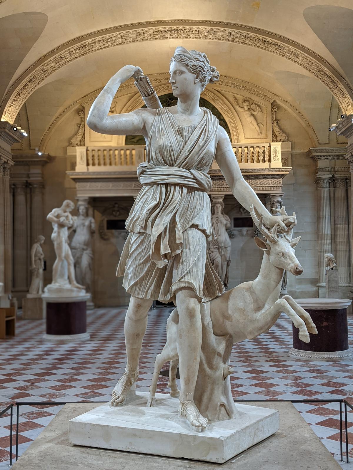 "Diana of Versailles," circa A.D. 125–A.D. 150, from Italy. Marble; 78 3/4 inches by 54 3/4 inches. Louvre Museum, Paris. (Public Domain)