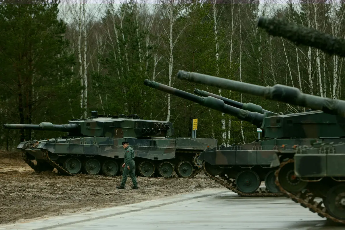 EU Moves Toward ‘Military Schengen,’ Speeding Up Possible Mobilization of Forces Across Europe thumbnail