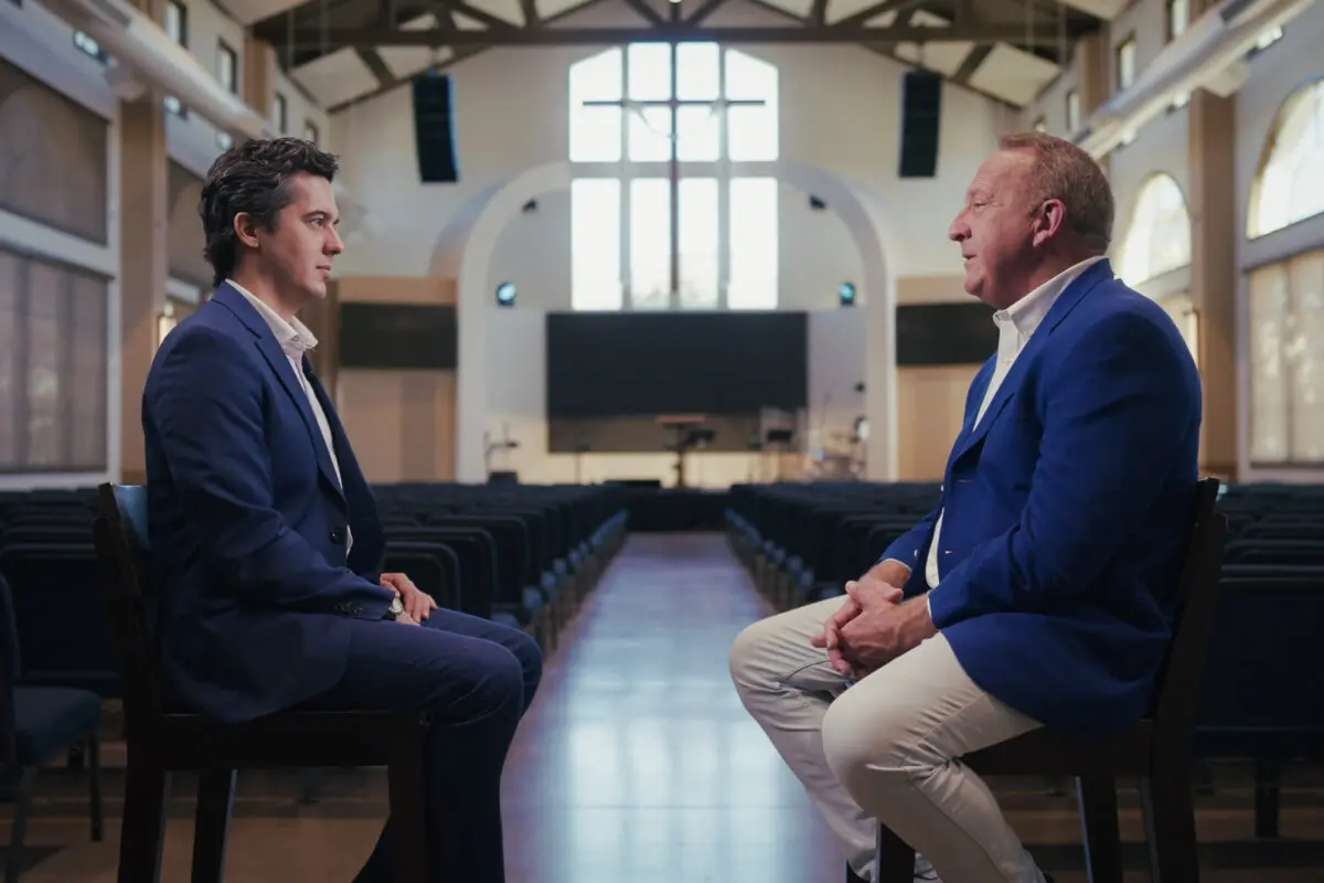 Host and senior Epoch Times reporter Joshua Philipp (L) interviews Pastor Rob McCoy for the Epoch Times documentary “Truth Under Fire: The Framing of Charlie Kirk.” (The Epoch Times)