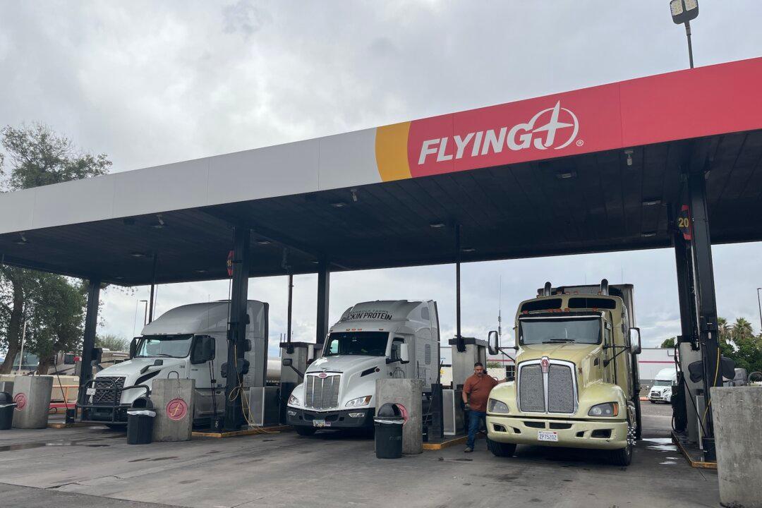 California Sues Trump Admin Over $33 Million Withheld Due to Trucker English-Proficiency Rules