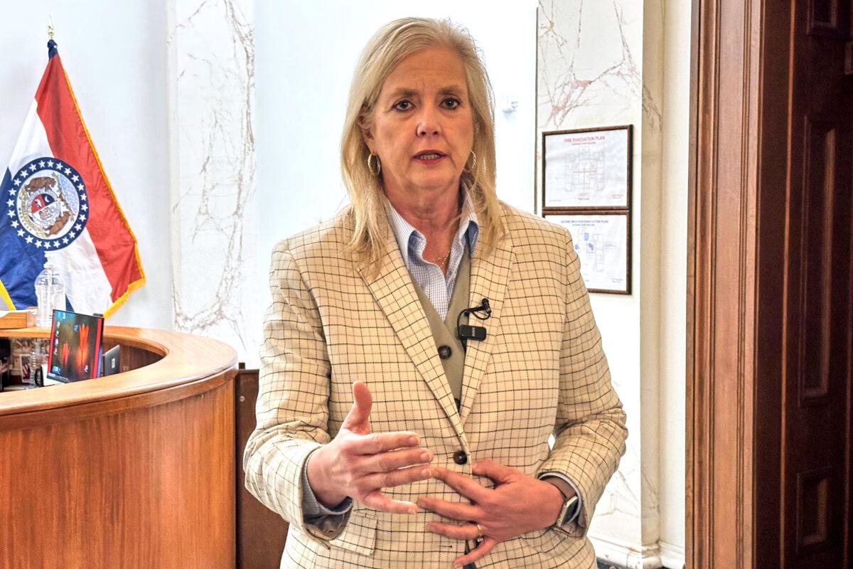 Missouri Attorney General Catherine Hanaway speaks to reporters on Nov. 19, 2025, at her office in Jefferson City, Mo. (AP Photo/David A. Lieb)
