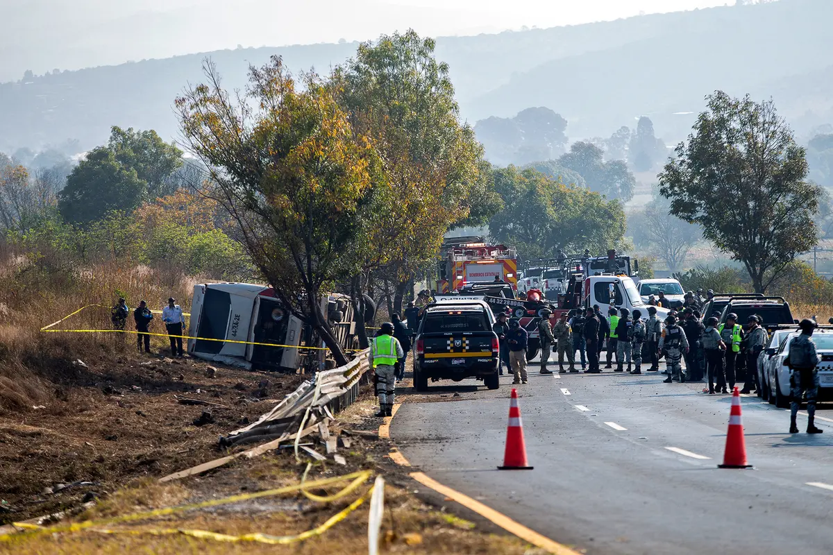 Day in Photos: Bus Accident in Mexico, Protest in Johannesburg, and Porsche Festival thumbnail