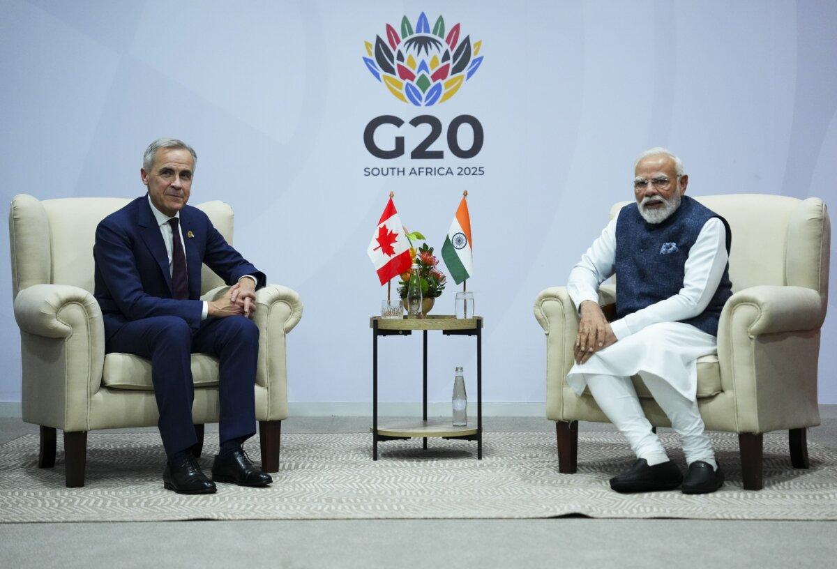 Prime Minister Mark Carney takes part in a bilateral meeting with Indian Prime Minister Narendra Modi during the G20 Summit in Johannesburg, South Africa, on Nov. 23, 2025. (The Canadian Press/Sean Kilpatrick)